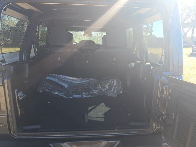 2021 Jeep Wrangler Unlimited Sahara High Altitude 4x4