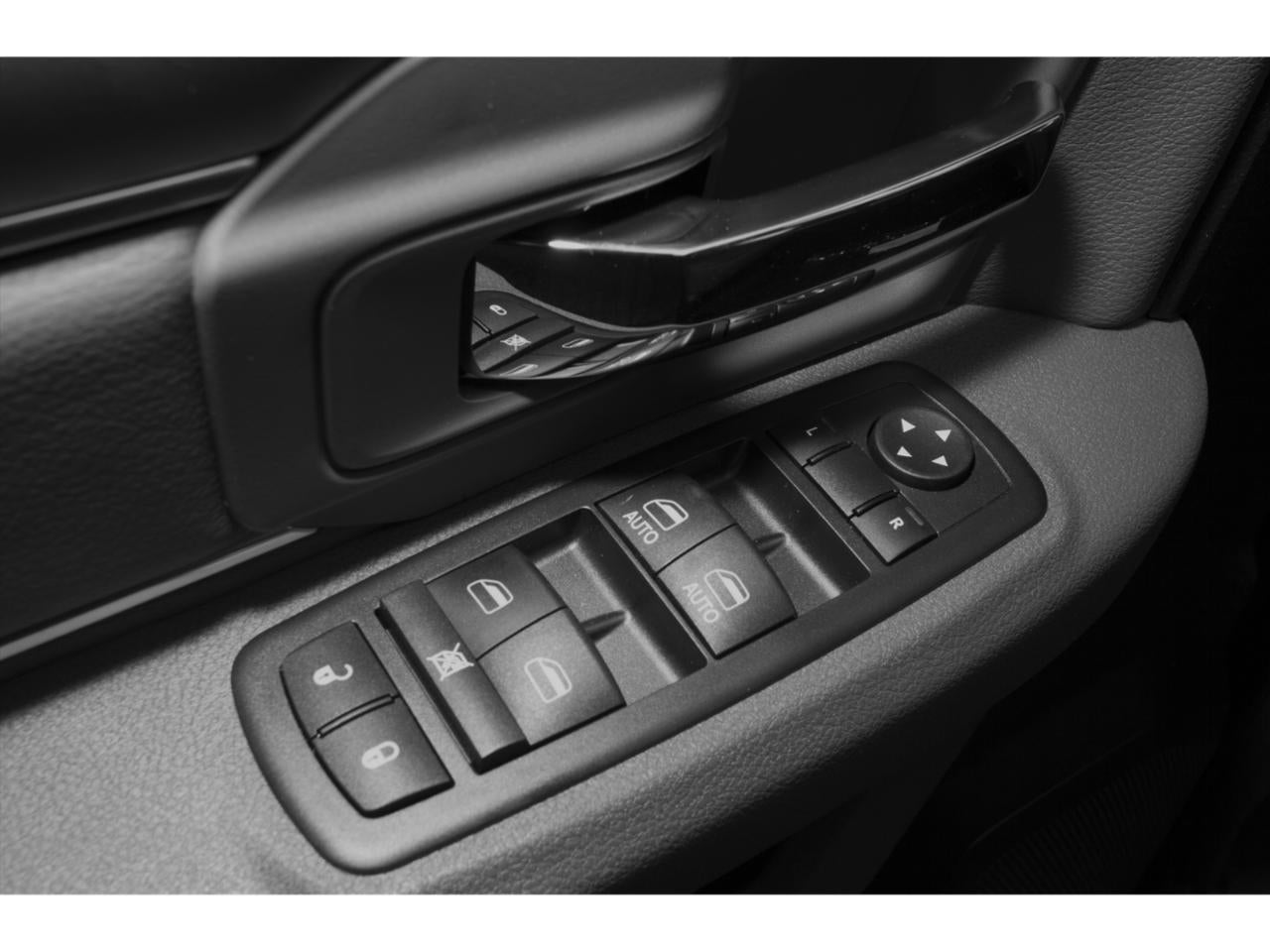 2015 RAM 1500 2WD Quad Cab 6.4 Ft Box SLT