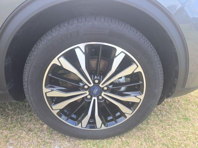 2022 Ford Escape SE FWD