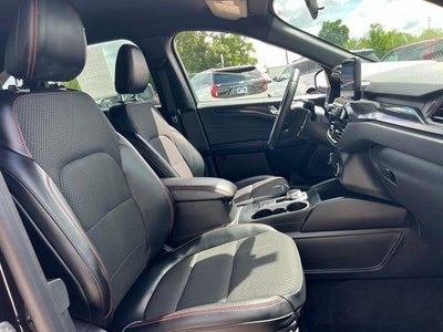 2025 Ford Escape ST-Line Select AWD
