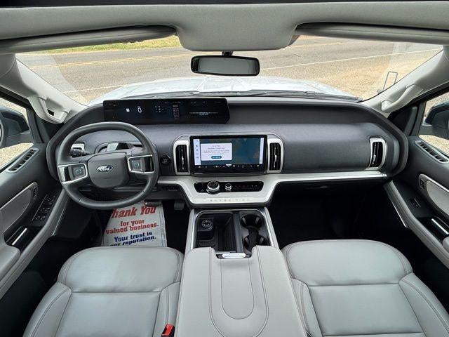 2025 Ford Expedition Max Active 4x2