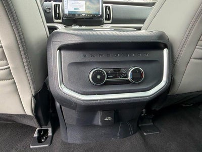 2025 Ford Expedition Max Active 4x2