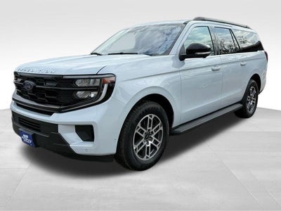 2025 Ford Expedition Max Active 4x2