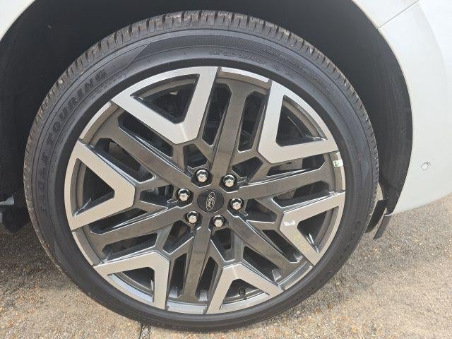 2025 Ford Expedition Max Platinum 4x4