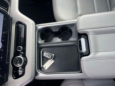 2025 Ford Expedition Active 4x2