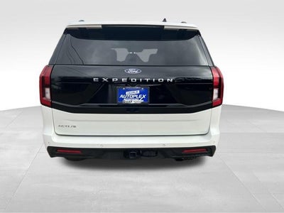 2025 Ford Expedition Active 4x2