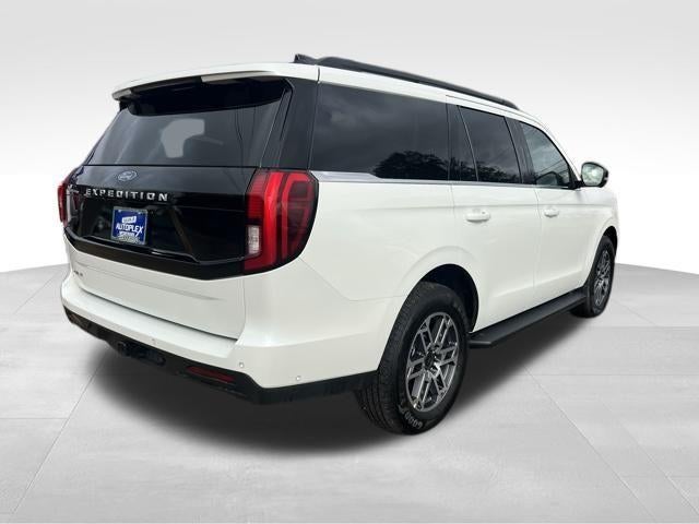 2025 Ford Expedition Active 4x2