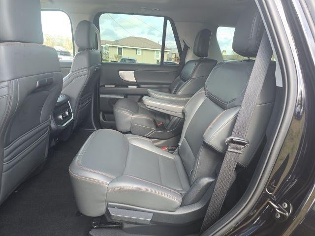 2025 Ford Expedition Active 4x4