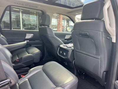 2025 Ford Expedition Active 4x4