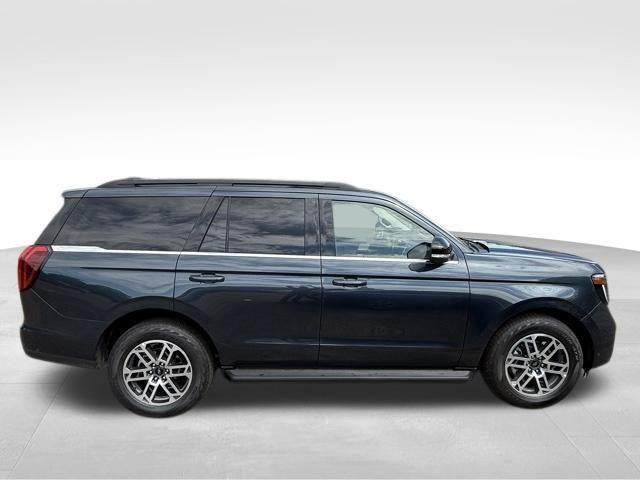2025 Ford Expedition Active 4x4