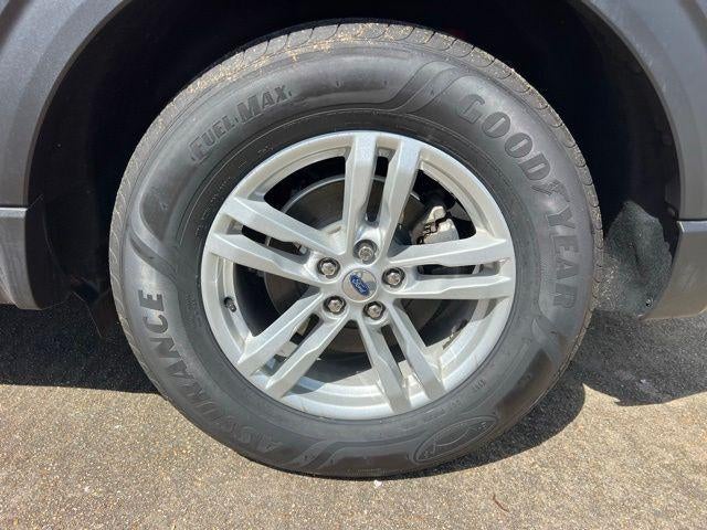 2023 Ford Explorer XLT RWD