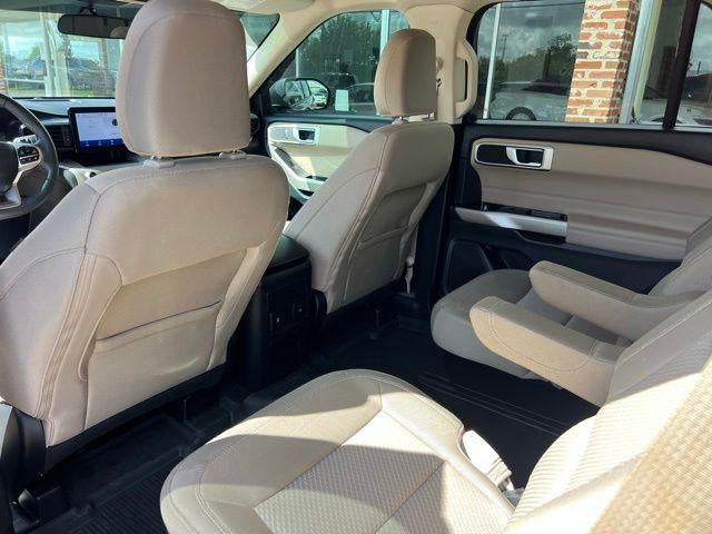 2023 Ford Explorer XLT RWD
