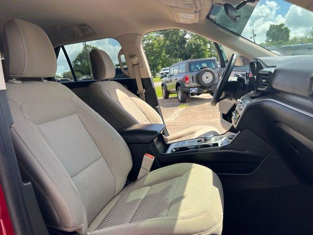 2023 Ford Explorer XLT RWD