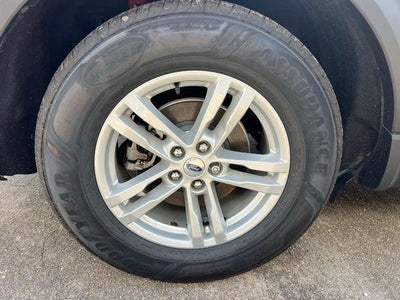 2023 Ford Explorer XLT RWD