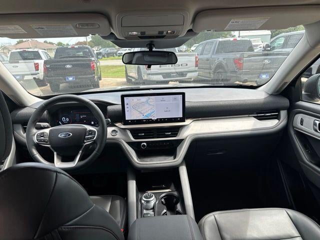 2025 Ford Explorer Active RWD