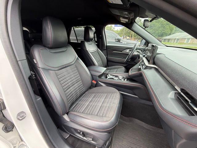 2025 Ford Explorer ST-Line 4WD