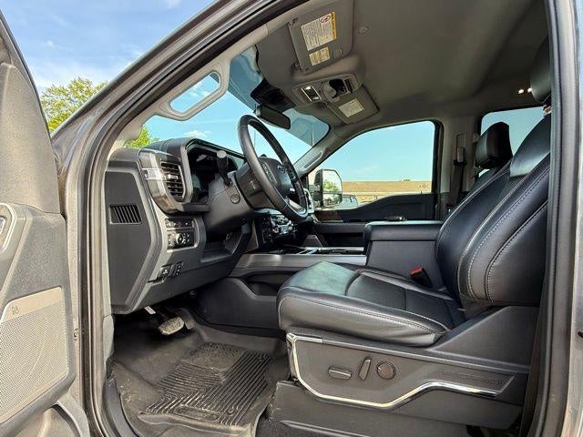 2024 Ford Super Duty F-250 SRW LARIAT 4WD Crew Cab 6.75' Box