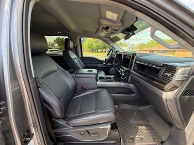 2024 Ford Super Duty F-250 SRW LARIAT 4WD Crew Cab 6.75' Box