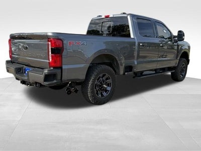 2024 Ford Super Duty F-250 SRW LARIAT 4WD Crew Cab 6.75' Box