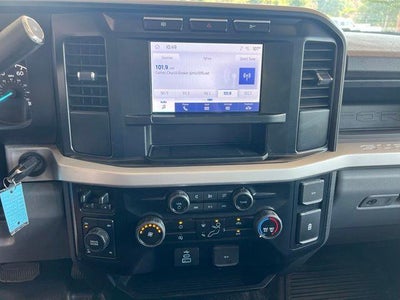 2024 Ford Super Duty F-350 SRW XL 4WD Crew Cab 6.75' Box