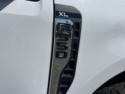 2024 Ford Super Duty F-350 SRW XL 4WD Crew Cab 6.75' Box