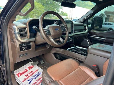 2023 Ford Super Duty F-350 DRW King Ranch 4WD Crew Cab 8' Box