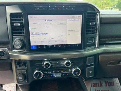 2023 Ford Super Duty F-350 DRW King Ranch 4WD Crew Cab 8' Box