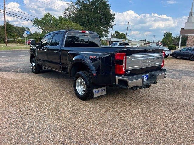 2023 Ford Super Duty F-350 DRW King Ranch 4WD Crew Cab 8' Box