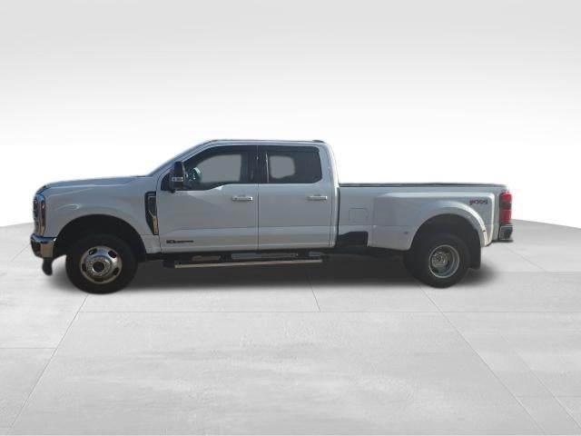 2024 Ford Super Duty F-350 DRW LARIAT 4WD Crew Cab 8' Box