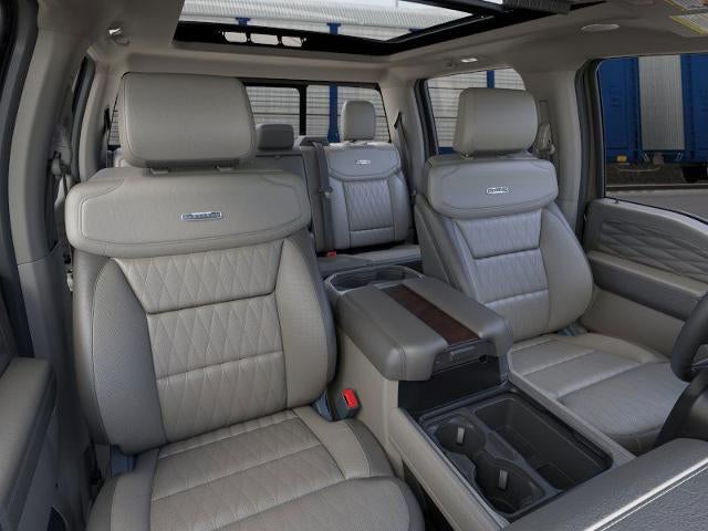 2026 Ford Super Duty F-450 DRW XL 4WD Crew Cab 8' Box