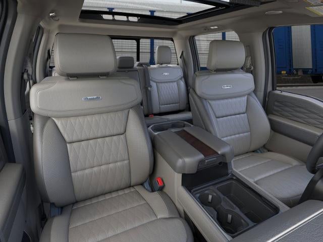 2026 Ford Super Duty F-450 DRW XL 4WD Crew Cab 8' Box