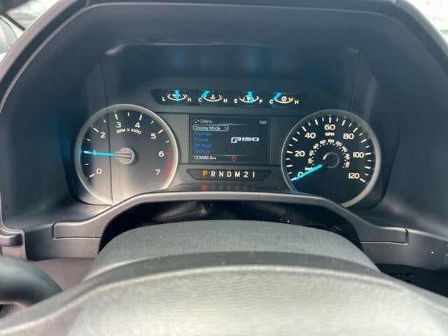 2016 Ford F-150 2WD SuperCrew 5-1/2 Ft Box XLT