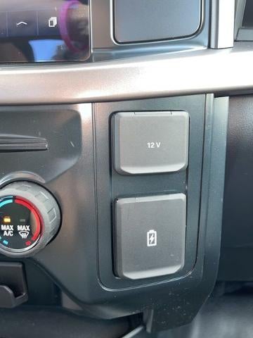 2025 Ford F-150 XL 2WD Reg Cab 8' Box