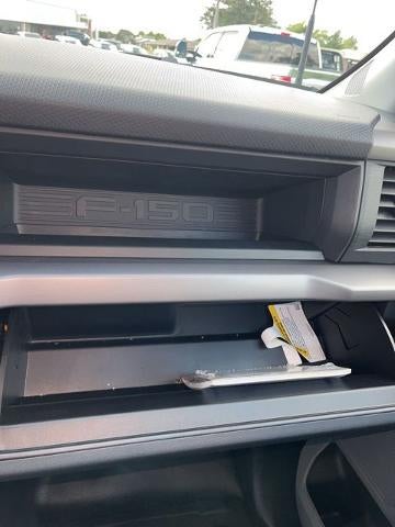 2025 Ford F-150 XL 2WD Reg Cab 8' Box