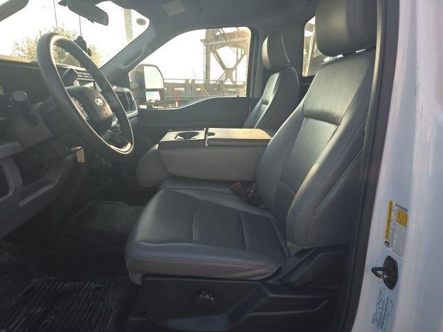 2023 Ford Super Duty F-450 DRW XL 2WD Reg Cab 8' Box