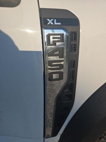 2023 Ford Super Duty F-450 DRW XL 2WD Reg Cab 8' Box