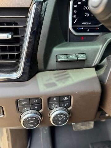 2025 GMC Sierra 2500 HD Crew Cab Standard Box 4-Wheel Drive Denali