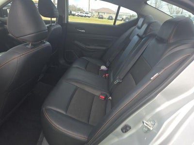 2022 Nissan Altima 2.5 SR Sedan