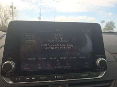 2022 Nissan Altima 2.5 SR Sedan