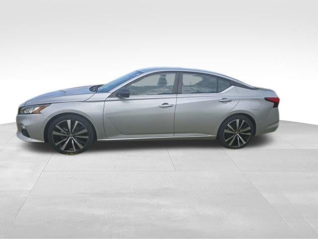 2022 Nissan Altima 2.5 SR Sedan