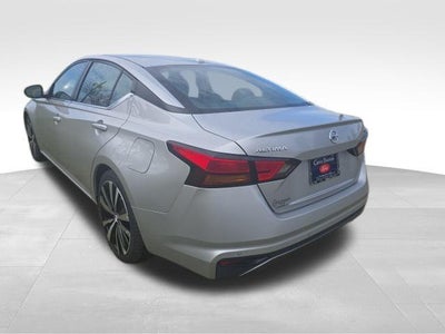 2022 Nissan Altima 2.5 SR Sedan