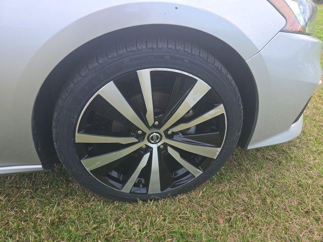 2022 Nissan Altima 2.5 SR Sedan