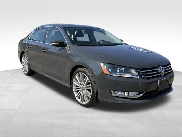 2015 Volkswagen Passat 4dr Sdn 1.8T Auto Sport PZEV