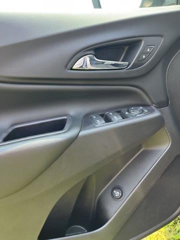 2022 Chevrolet Equinox FWD 4dr LT w/2FL