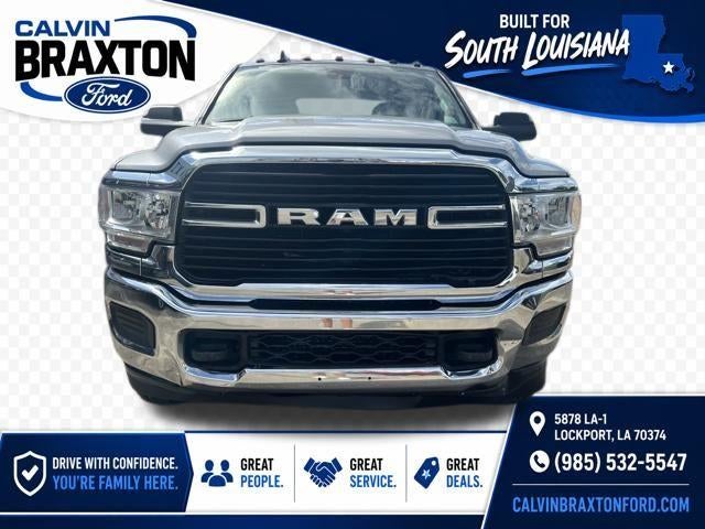 2020 RAM 3500 Big Horn 4x4 Crew Cab 8' Box