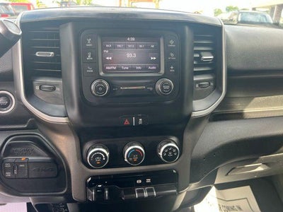 2020 RAM 3500 Big Horn 4x4 Crew Cab 8' Box