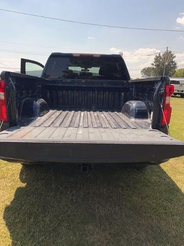 2021 Chevrolet Silverado 1500 Crew Cab Short Box 2-Wheel Drive Custom