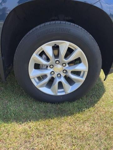 2021 Chevrolet Silverado 1500 Crew Cab Short Box 2-Wheel Drive Custom