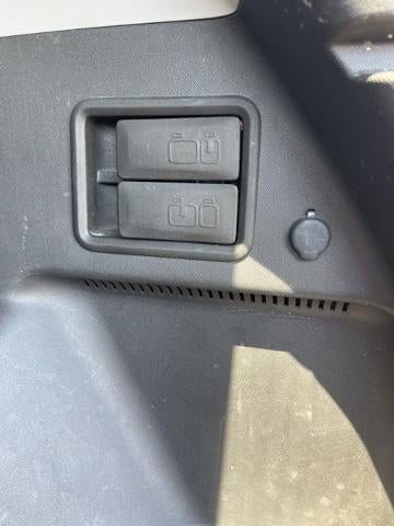 2024 GMC Terrain FWD 4dr SLE