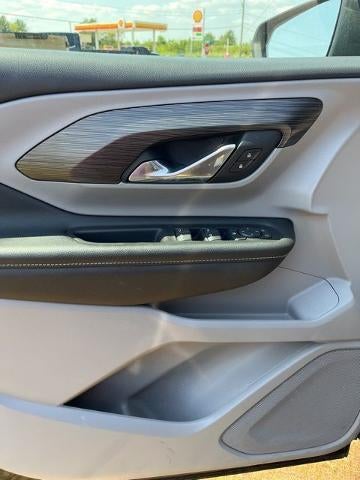 2024 GMC Terrain FWD 4dr SLE